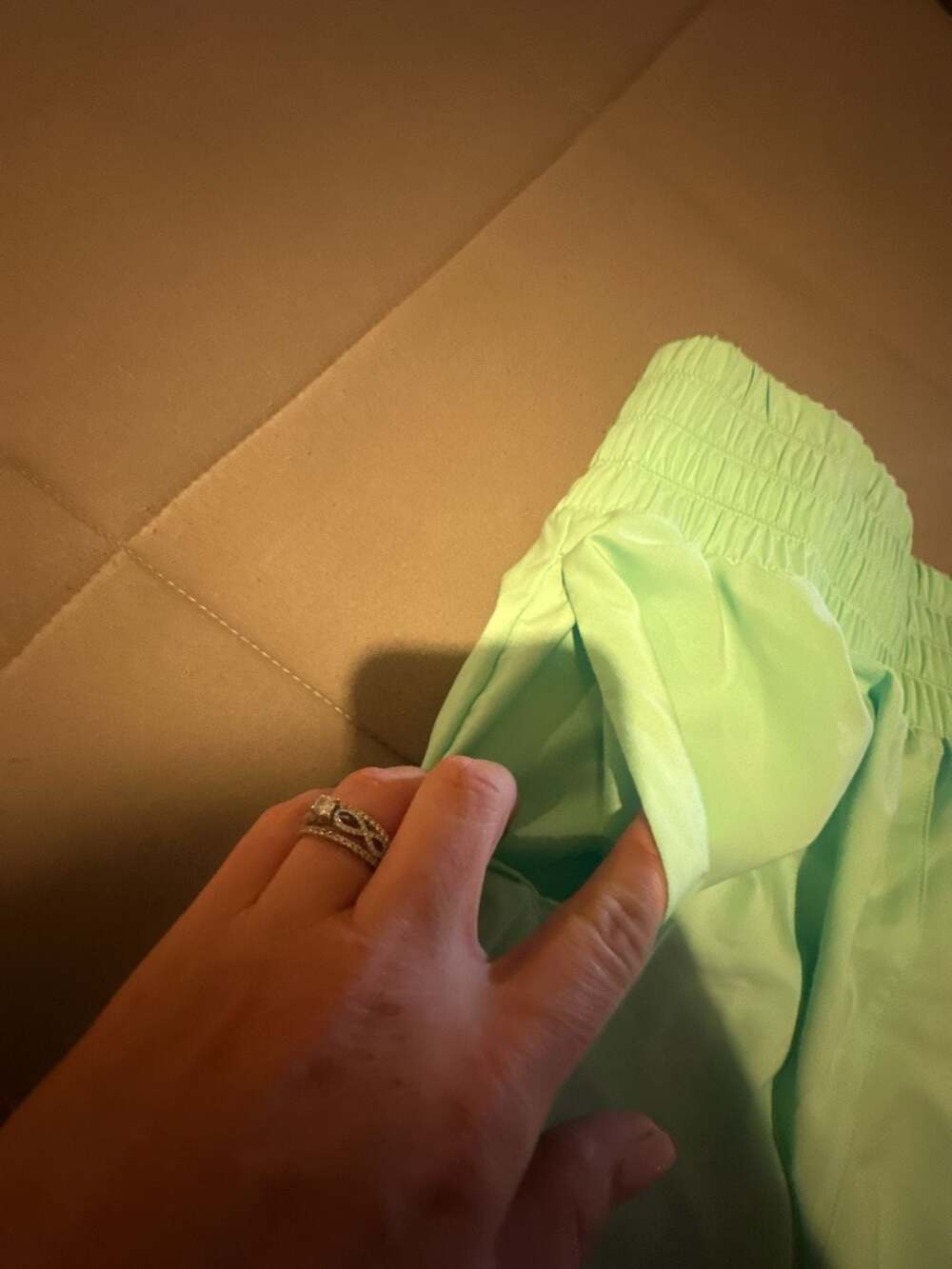 Nike Dri-FIT High-Rise Athletic Shorts Women's Size Small - Picture 4 of 6
